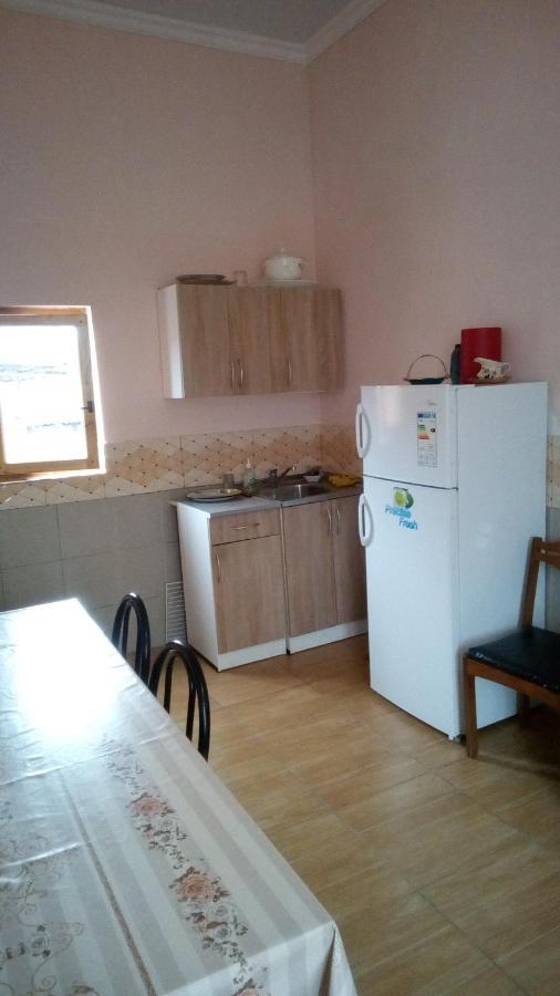 Private house Hotel Sukhumi Bagian luar foto